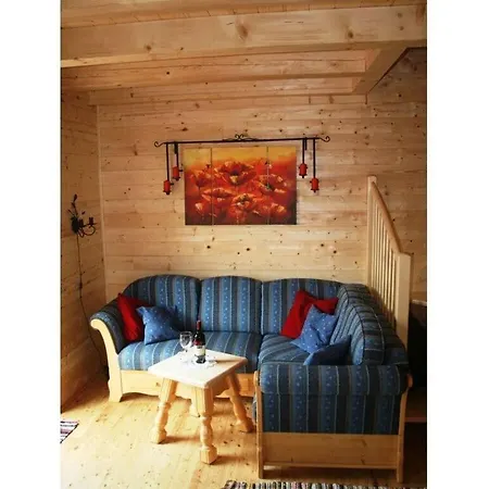 Barli Hutt'n Apartment *